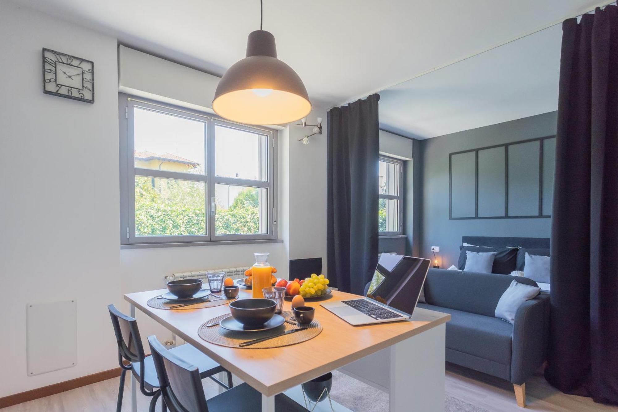 Black Loft Como By Rent All Como Exterior photo