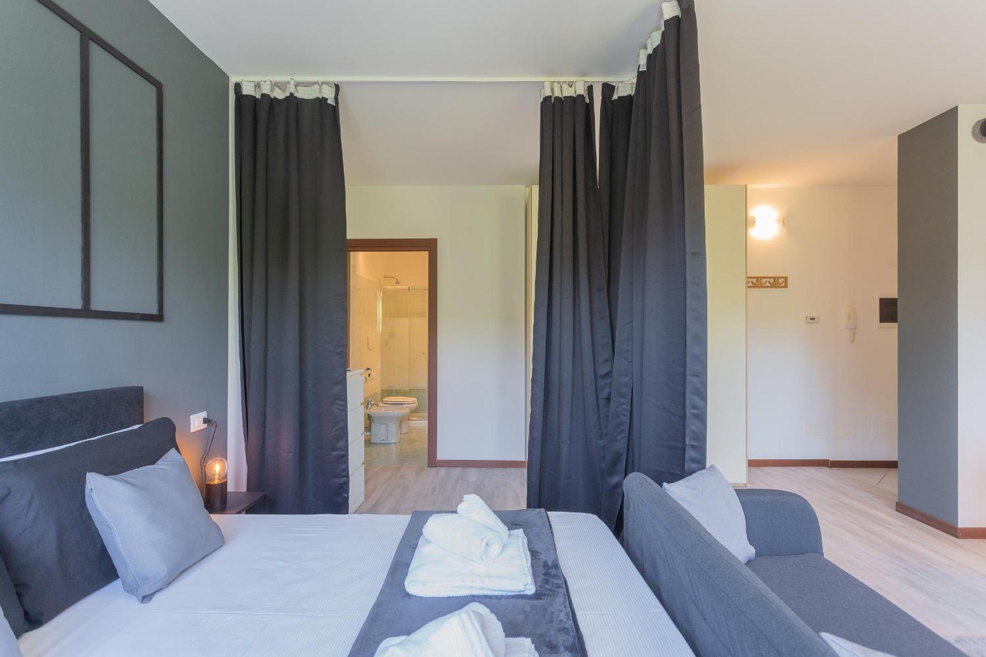 Black Loft Como By Rent All Como Exterior photo