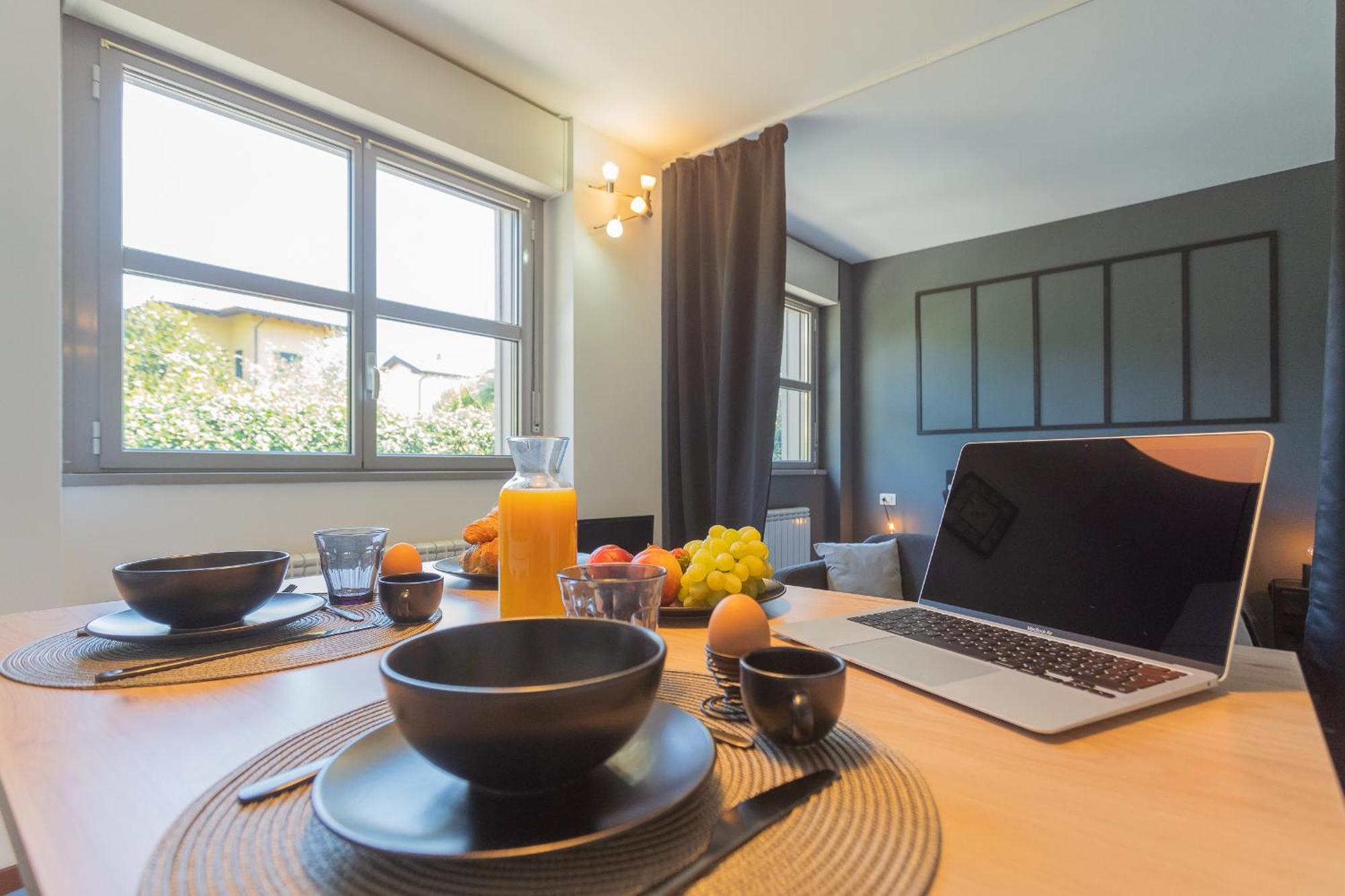 Black Loft Como By Rent All Como Exterior photo